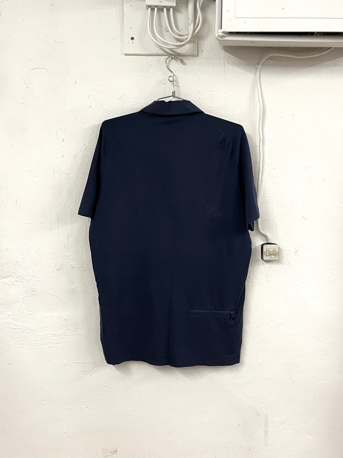 프라다 스포츠 백포켓 카라 반팔 티셔츠 상품이미지5