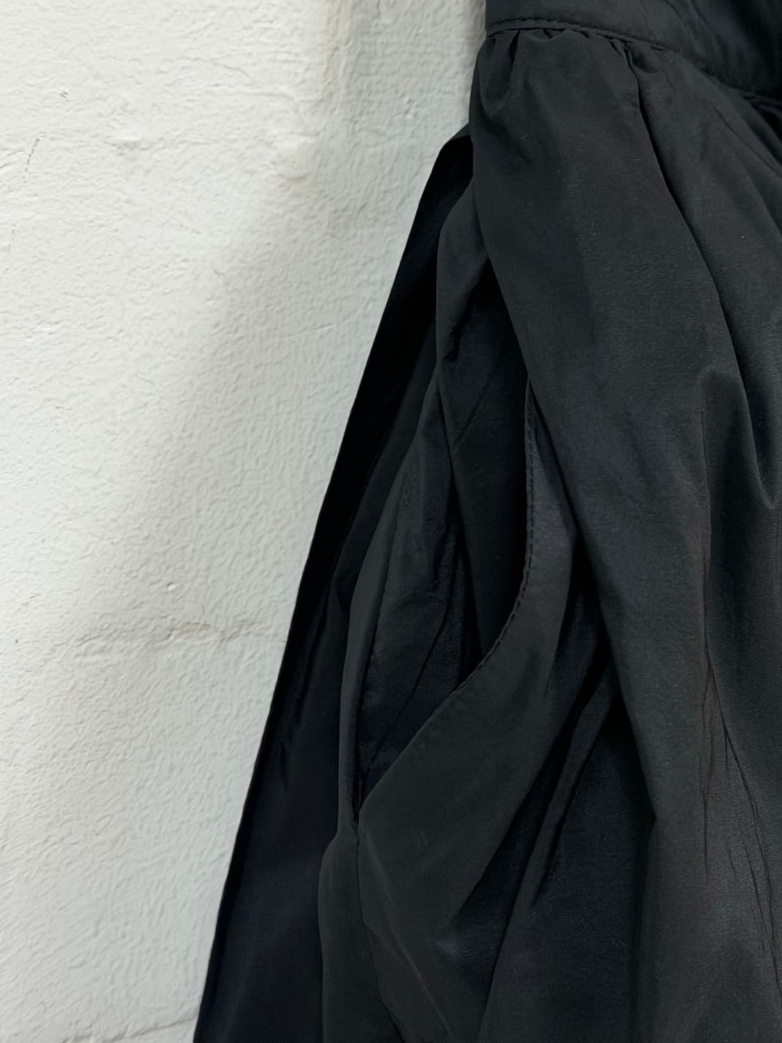 Just Cavalli 벌룬 미니 스커트 블랙 38 상품이미지5