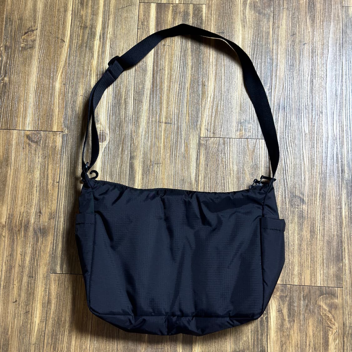 유니클로 멀티포켓 숄더백 크로스백 상품이미지6