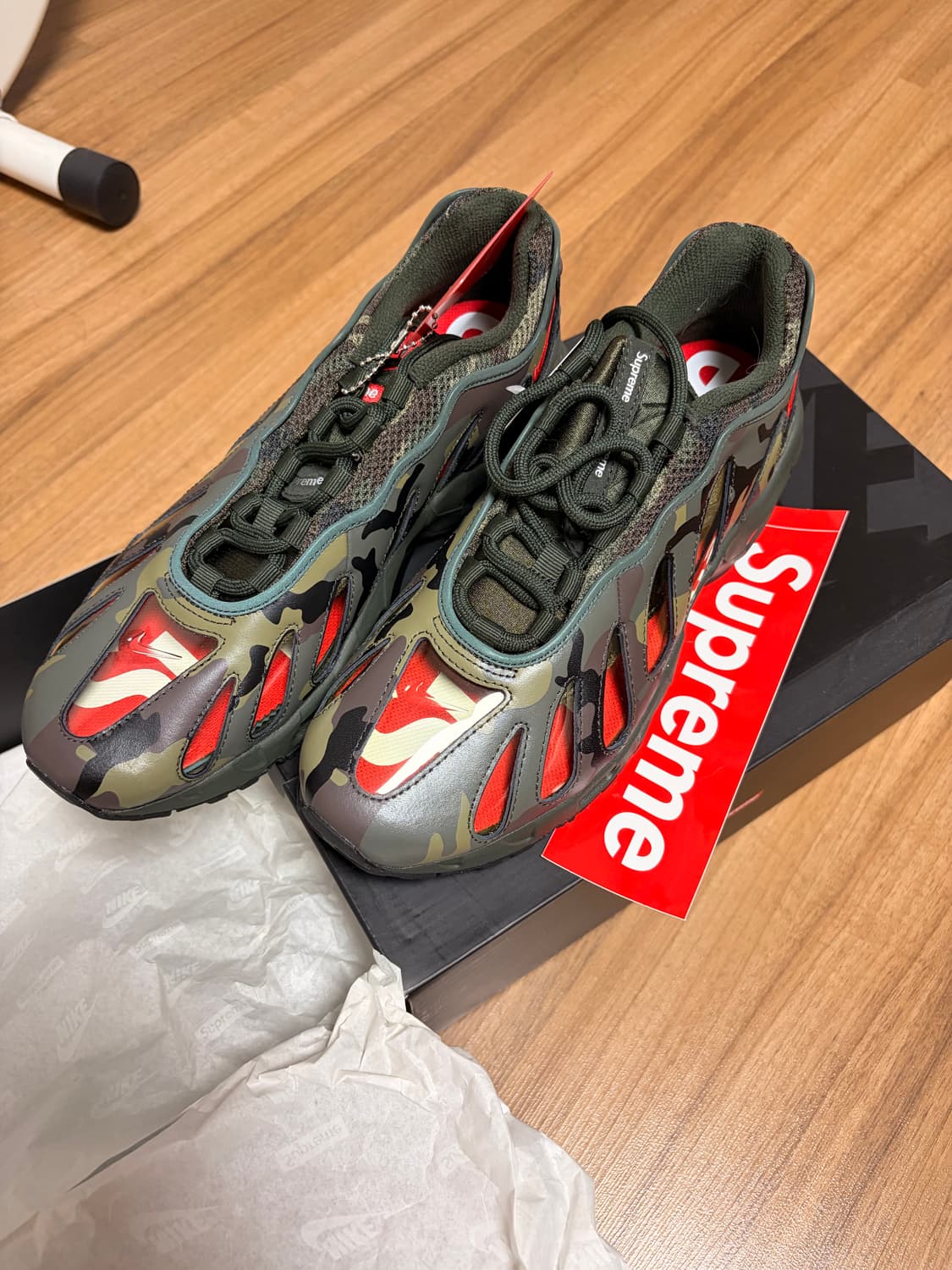 슈프림 에어맥스 96 카모 상품이미지1