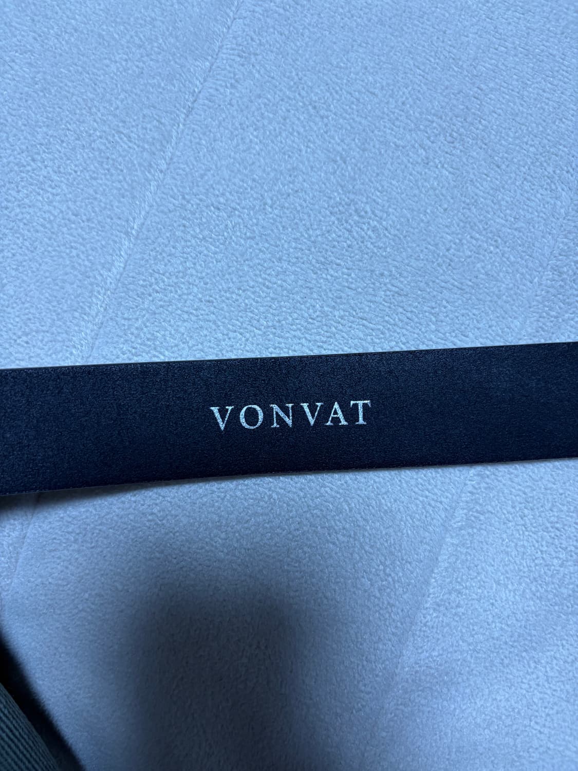 본바트 미니멀 아일렛 벨트 블랙 상품이미지4