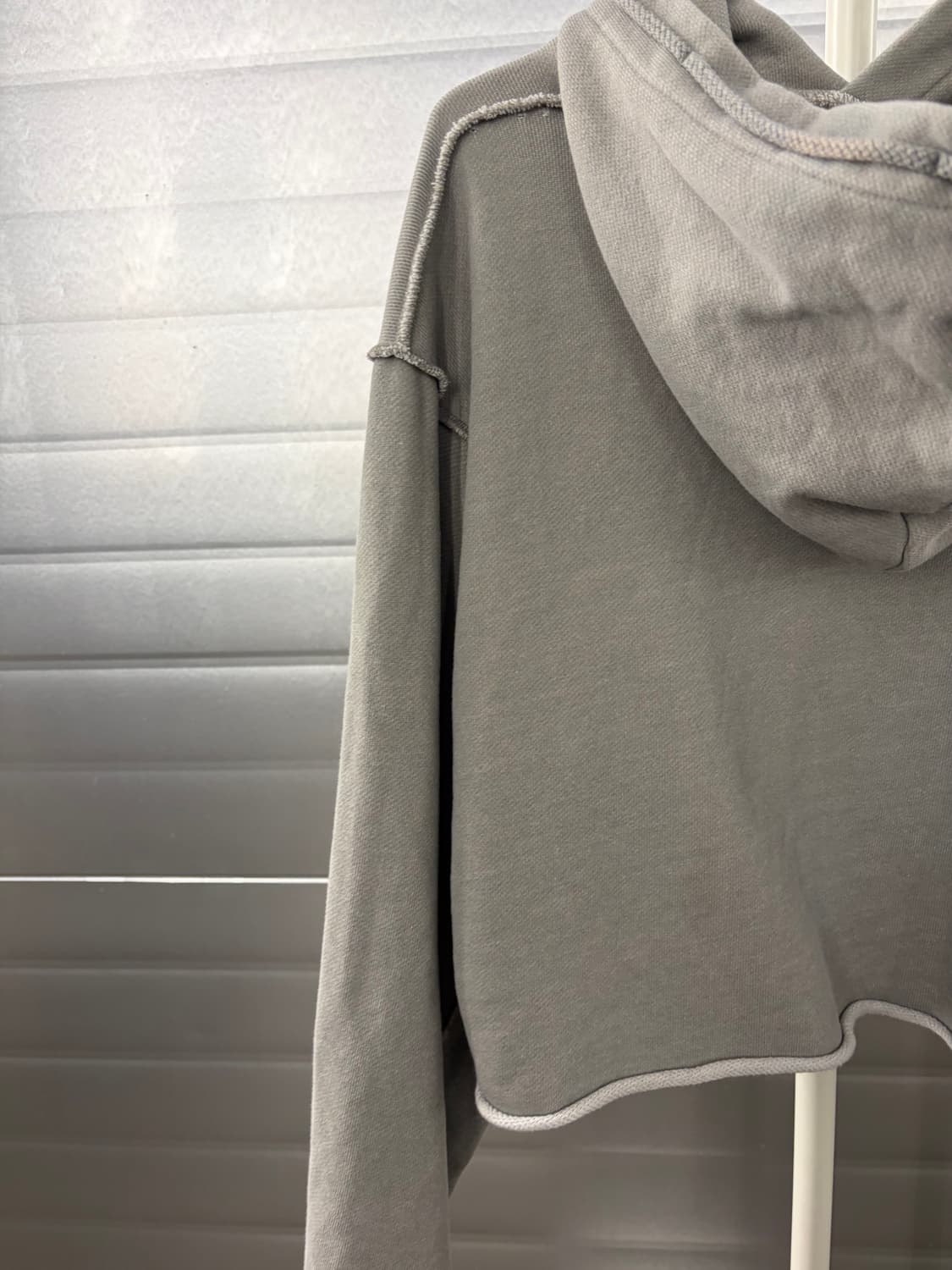 The Ilma crop unbalance hoodie F 상품이미지5