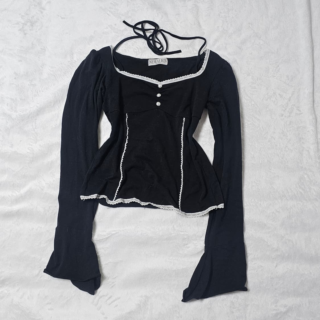 뉴얼린 리즈 셔링 롱슬리브 긴팔 티셔츠 블라우스 홀터 상품이미지1