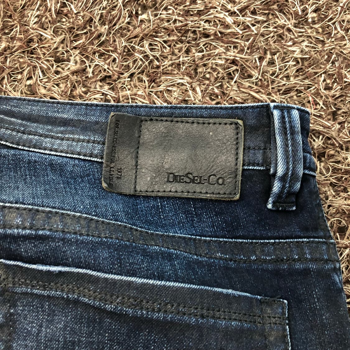 디젤 THAVAR 워싱 데님 팬츠 상품이미지5