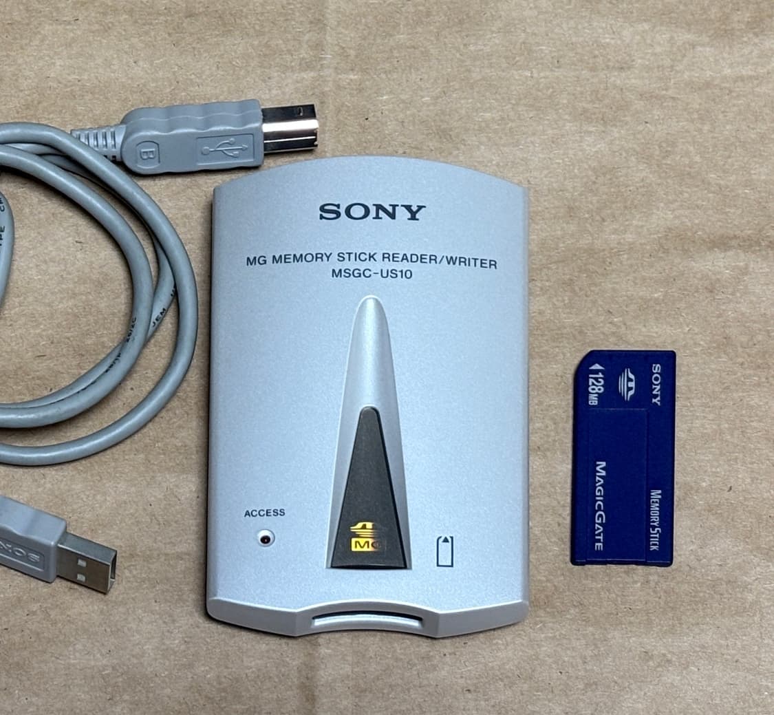 소니 메모리스틱 리더기 + 128MB 메모리스틱 세트 상품이미지1