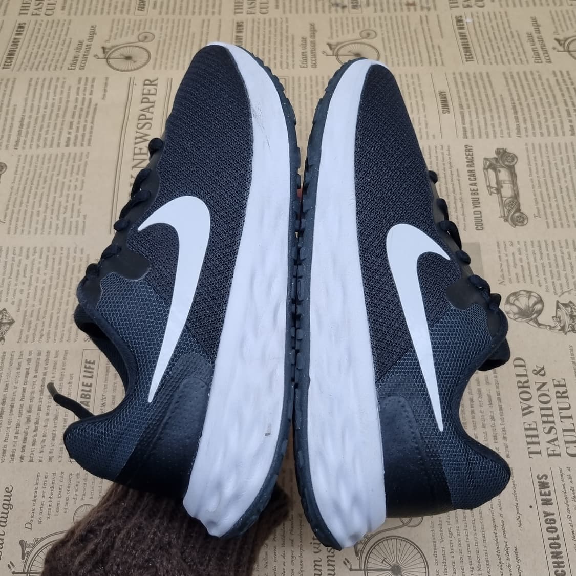 나이키 레볼루션6 여성운동화240 상품이미지5