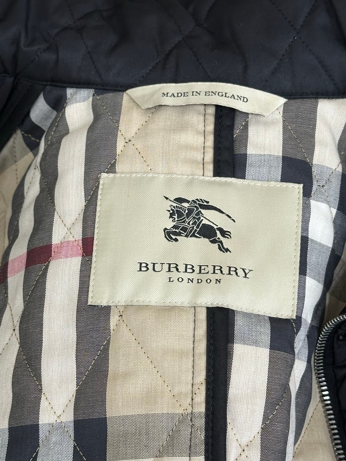 버버리 블랙 롱 퀼팅 코트 상품이미지6