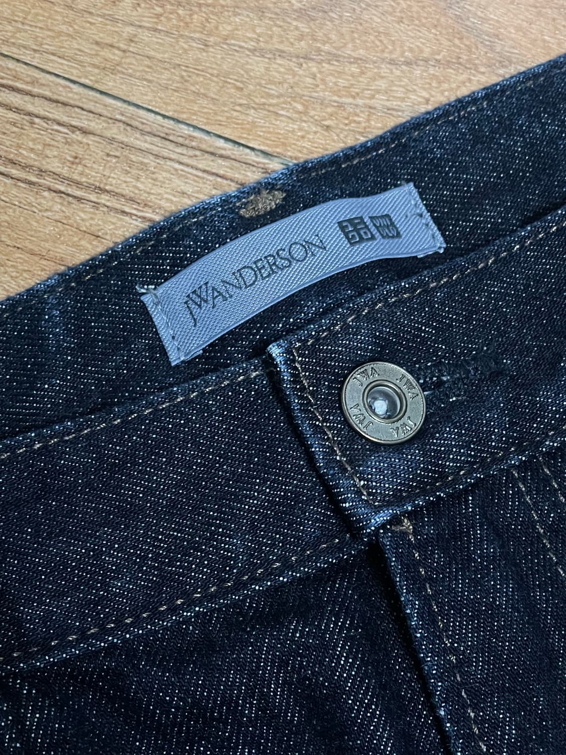 유니클로 JWA 스트레이트 진 미드 블루 상품이미지4