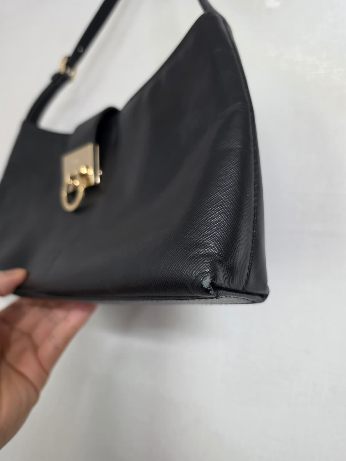 페라가모 트리폴리오 상품이미지3