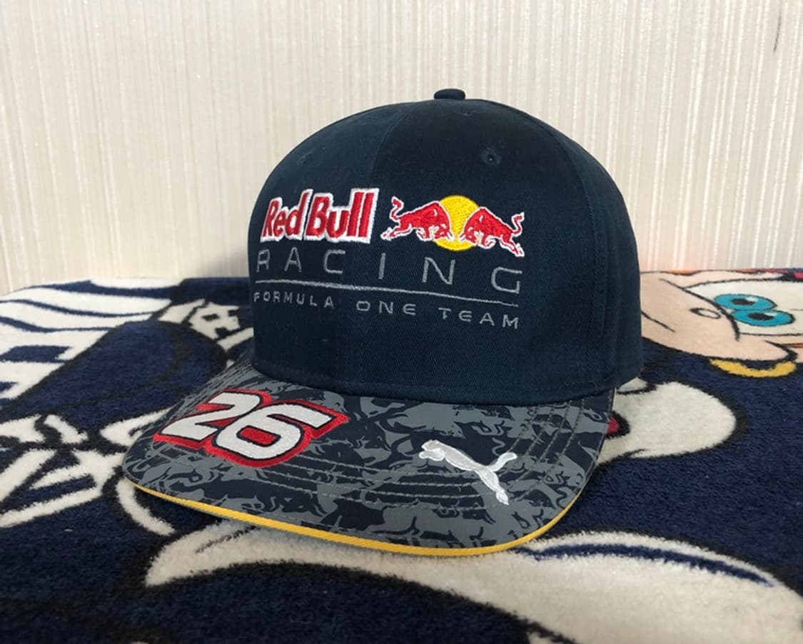포뮬러 원(F1) 푸마 레드불레이싱 드라이버캡/모자 #26 다닐 크비야트 상품이미지1