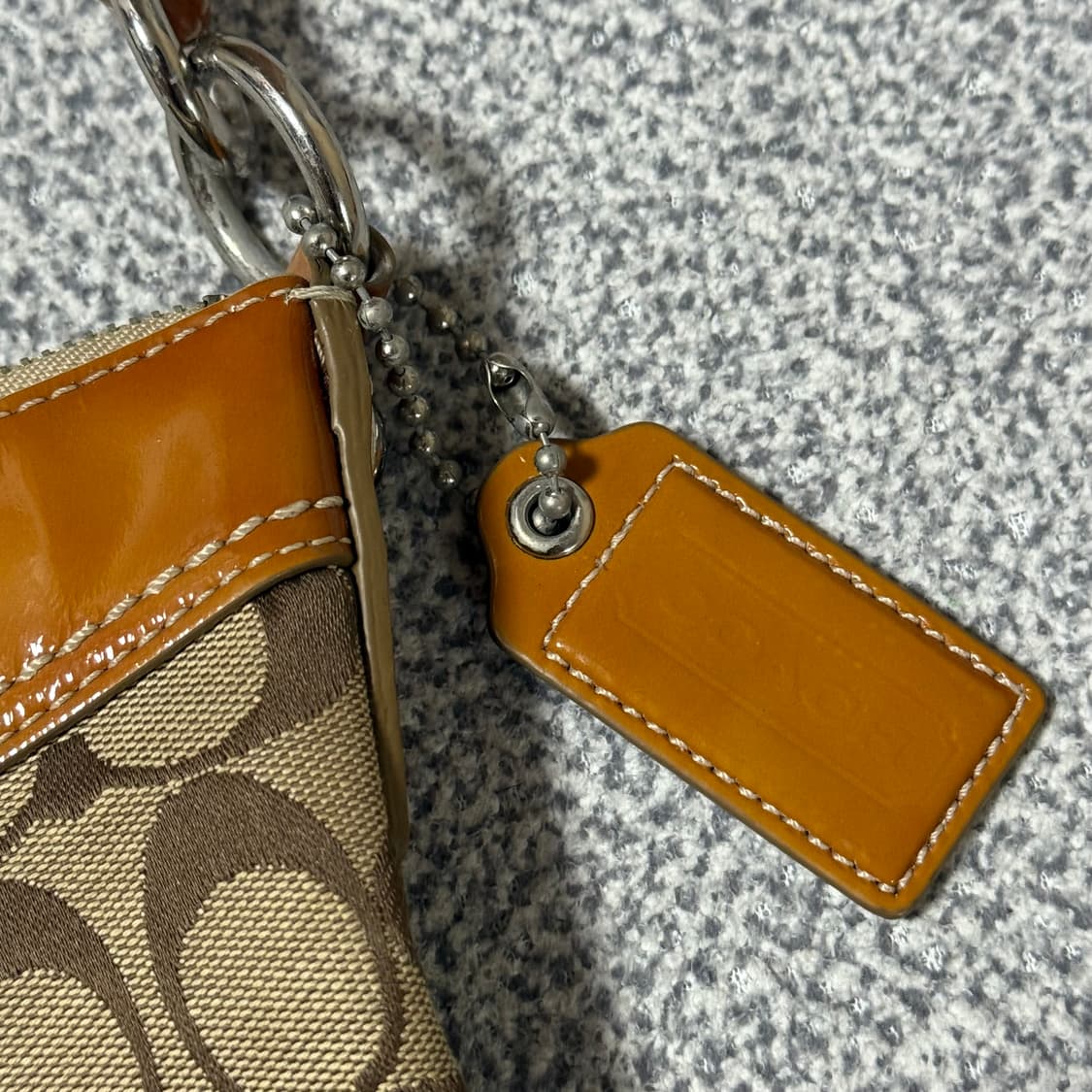 COACH 코치 소호 플리티드 토트백 상품이미지5