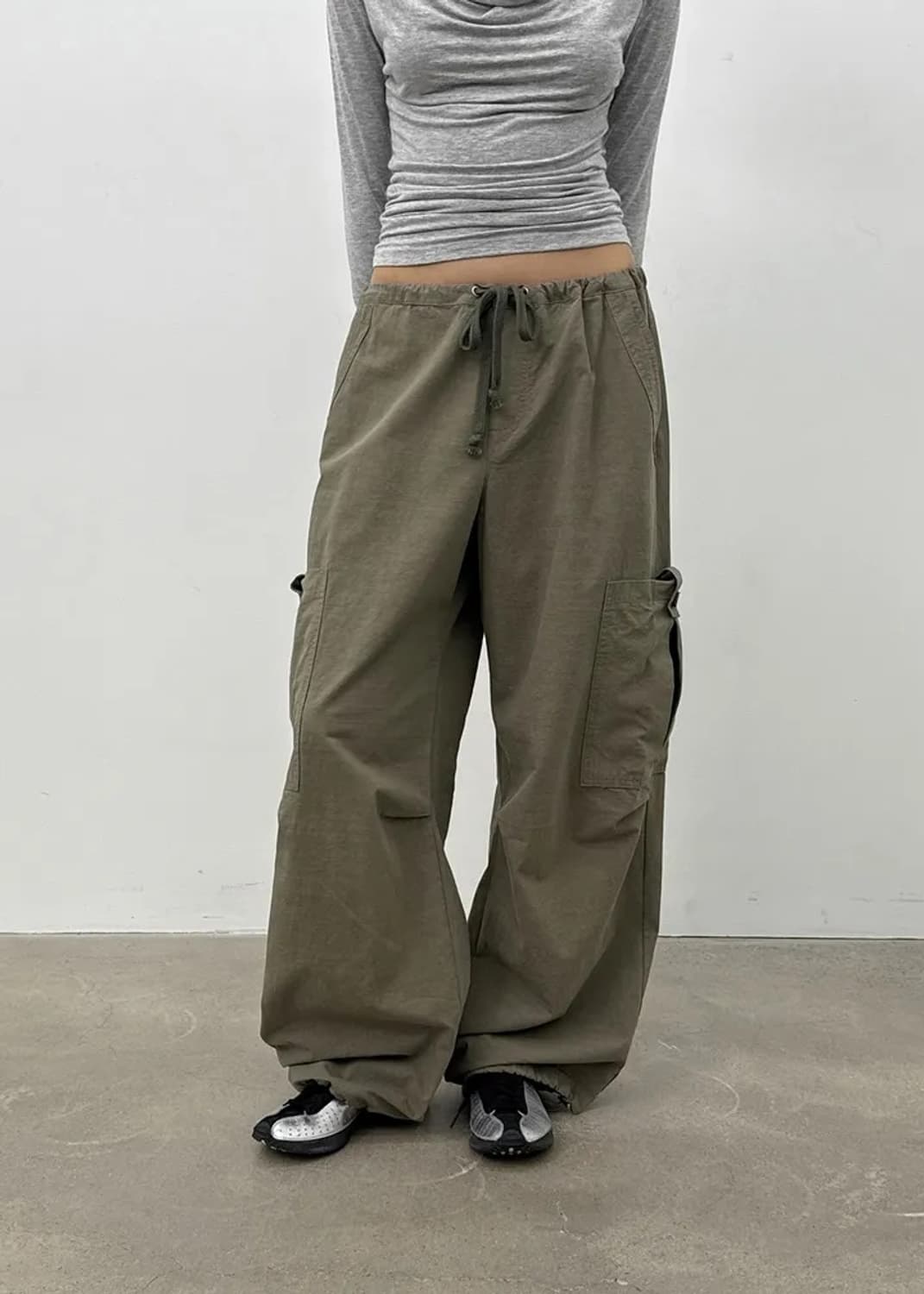 (MADE) 블랙업 트레트 스트링 카고 팬츠 상품이미지1