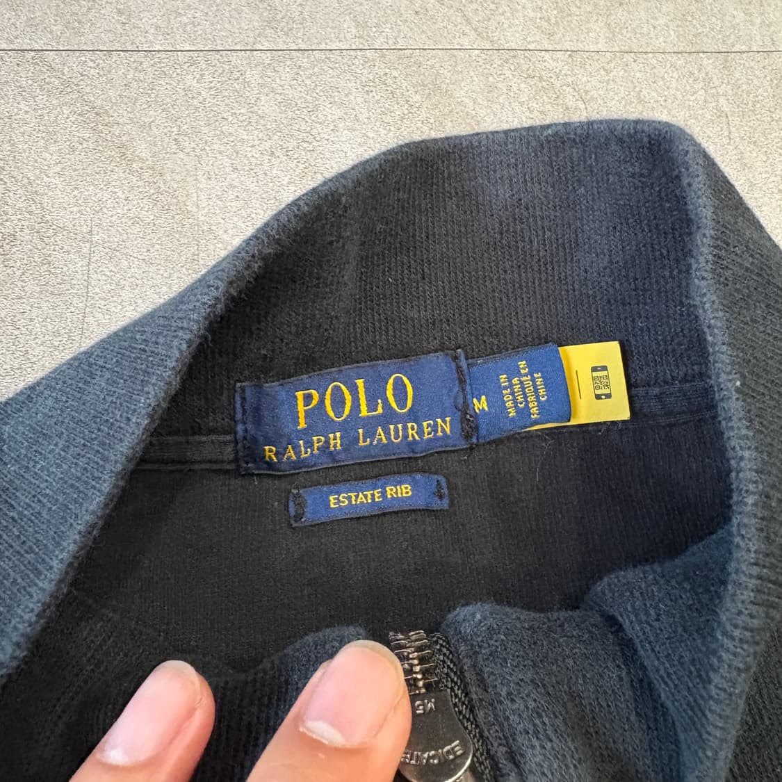 폴로 국내 매장 정품 블랙 이스테이트립 반집업 니트 상품이미지5