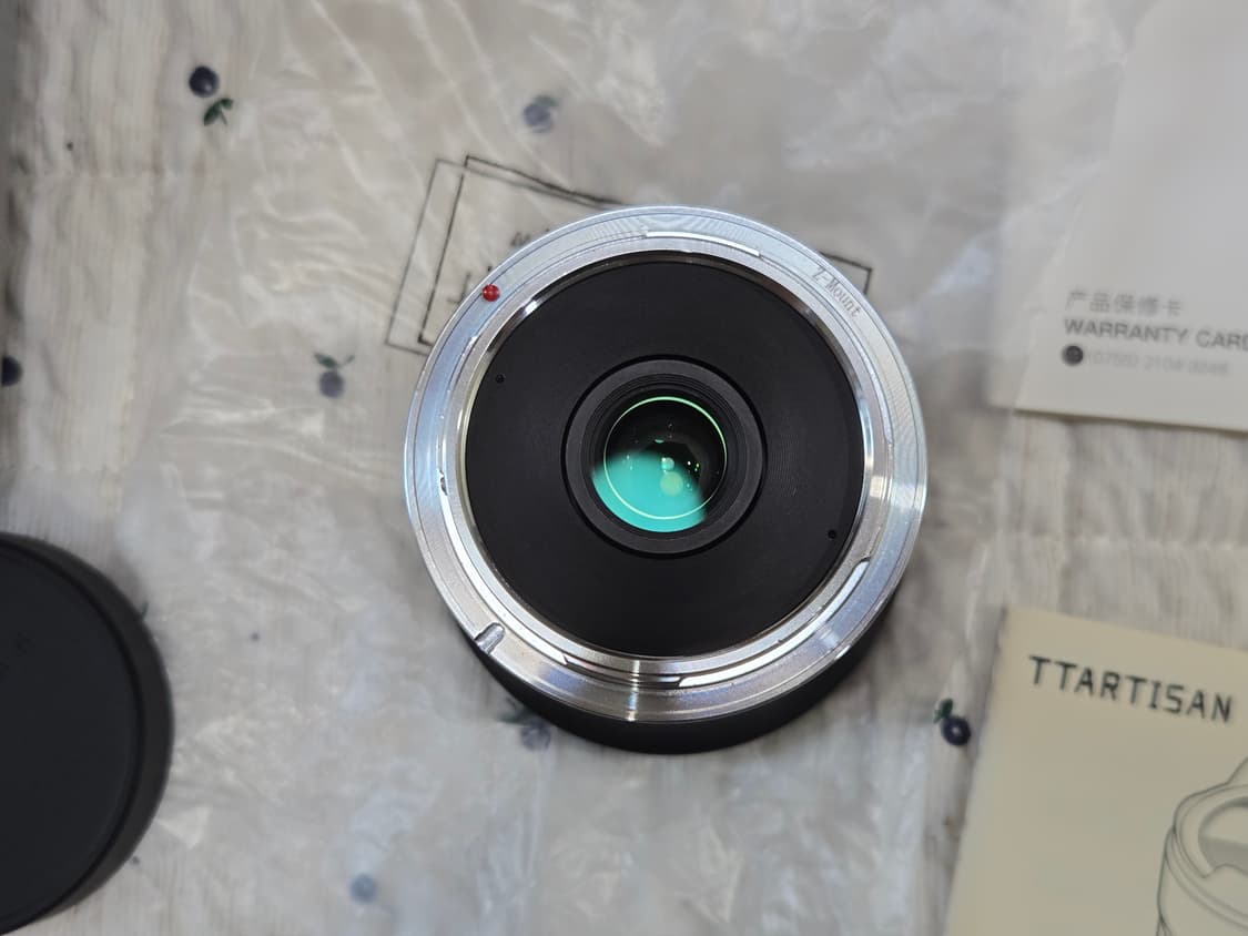 티티아티산 mf 10mm f2 니콘z마운트 APS-C (미사용.새상품) 상품이미지6