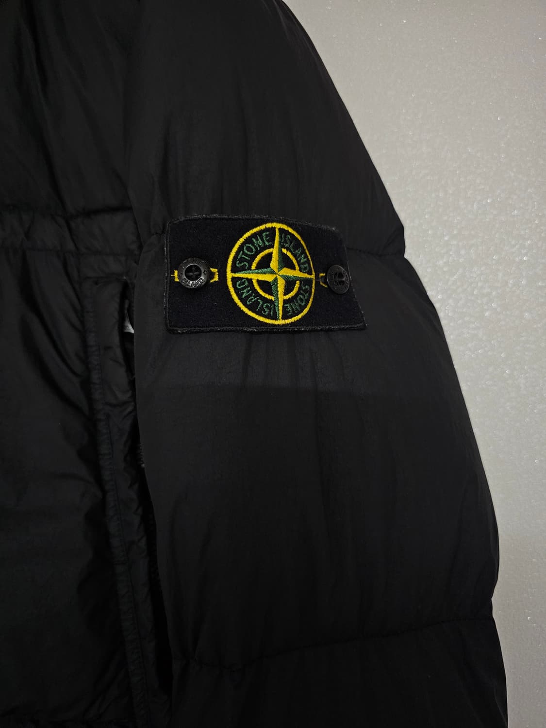 스톤아일랜드 크링클랩스 후드 패딩 상품이미지2