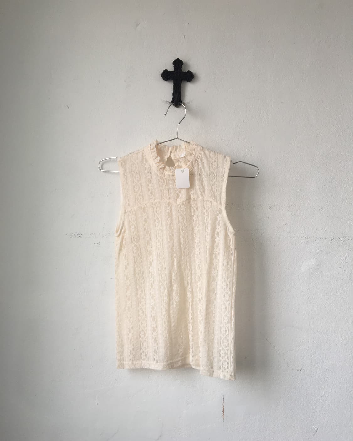 Lace high neck sleeveless 상품이미지2