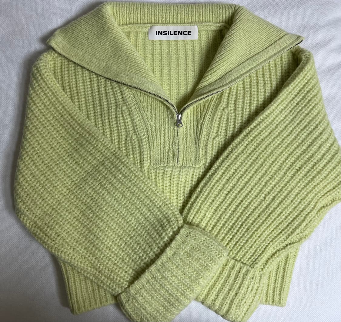 인사일런스 알파카 크롭 니트 판매 상품이미지4