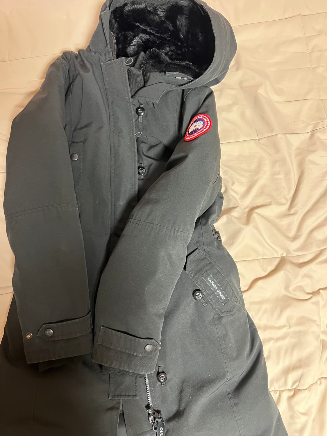 캐나다구스 패딩 xs 상품이미지1