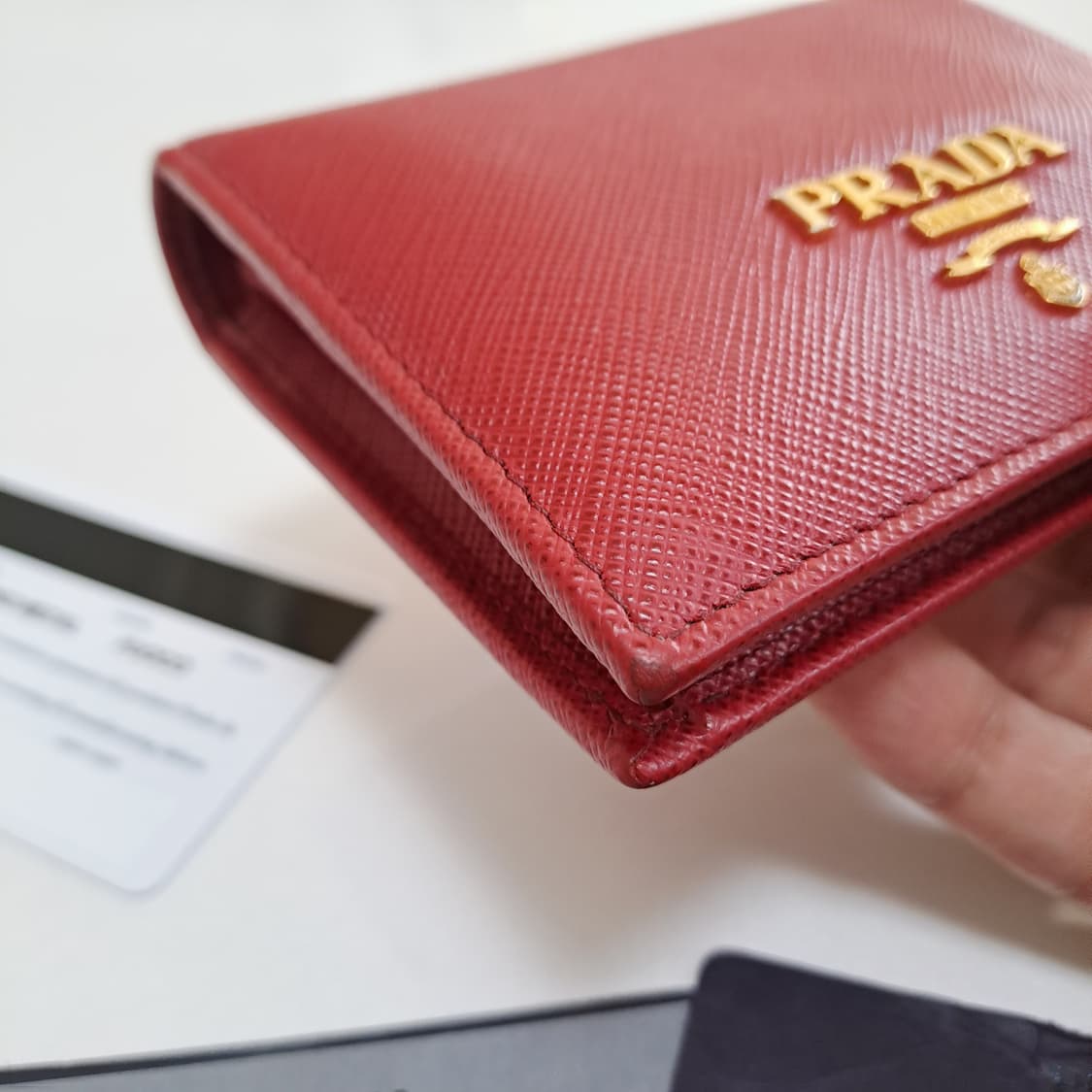 [100%/정품] 프라다 사피아노 메탈 레드 반지갑, 프라다지갑 상품이미지10