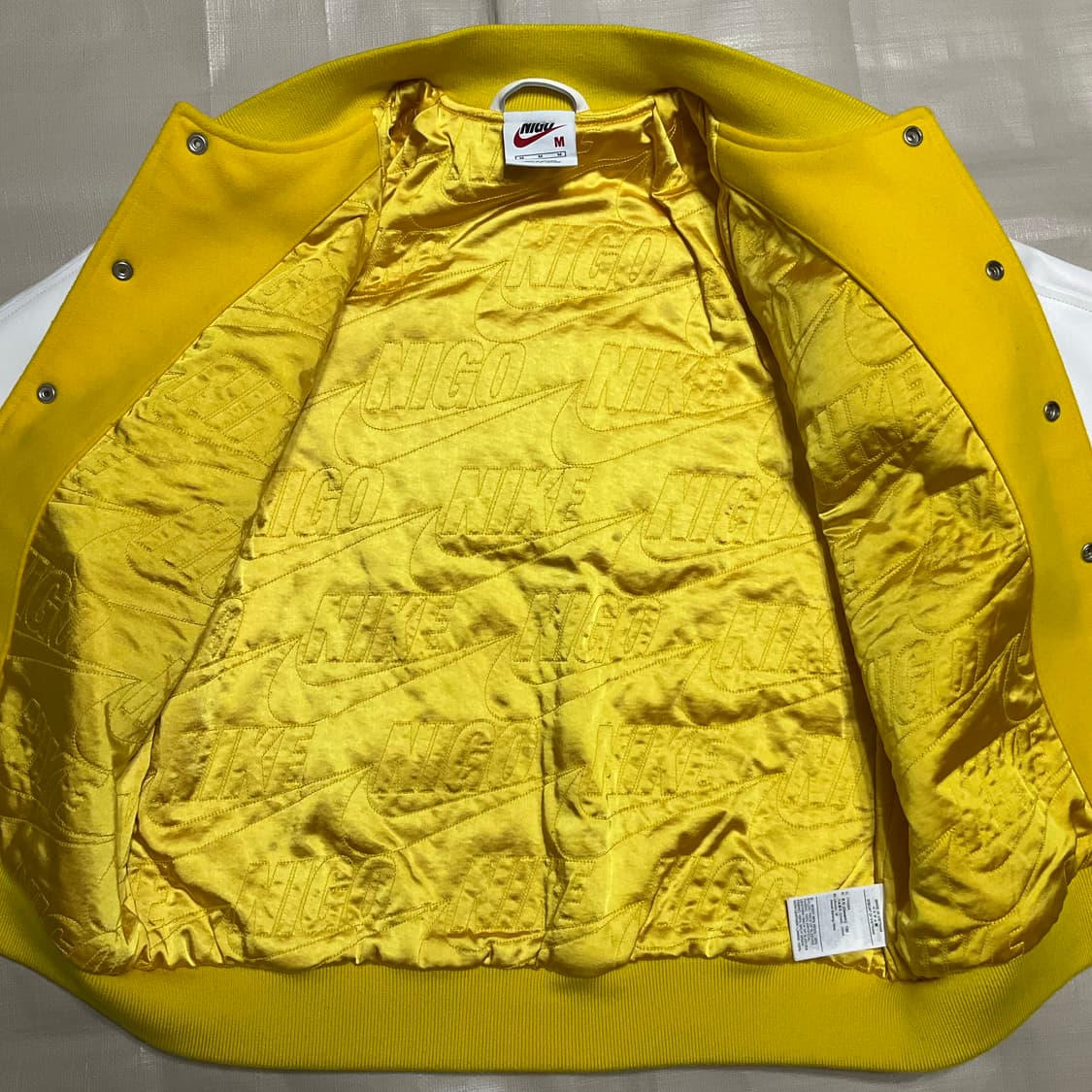 나이키 니고 바시티 자켓 옐로우 M 상품이미지9