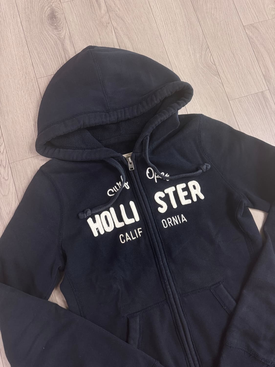 홀리스터 네이비 슬림핏 후드집업 상품이미지3