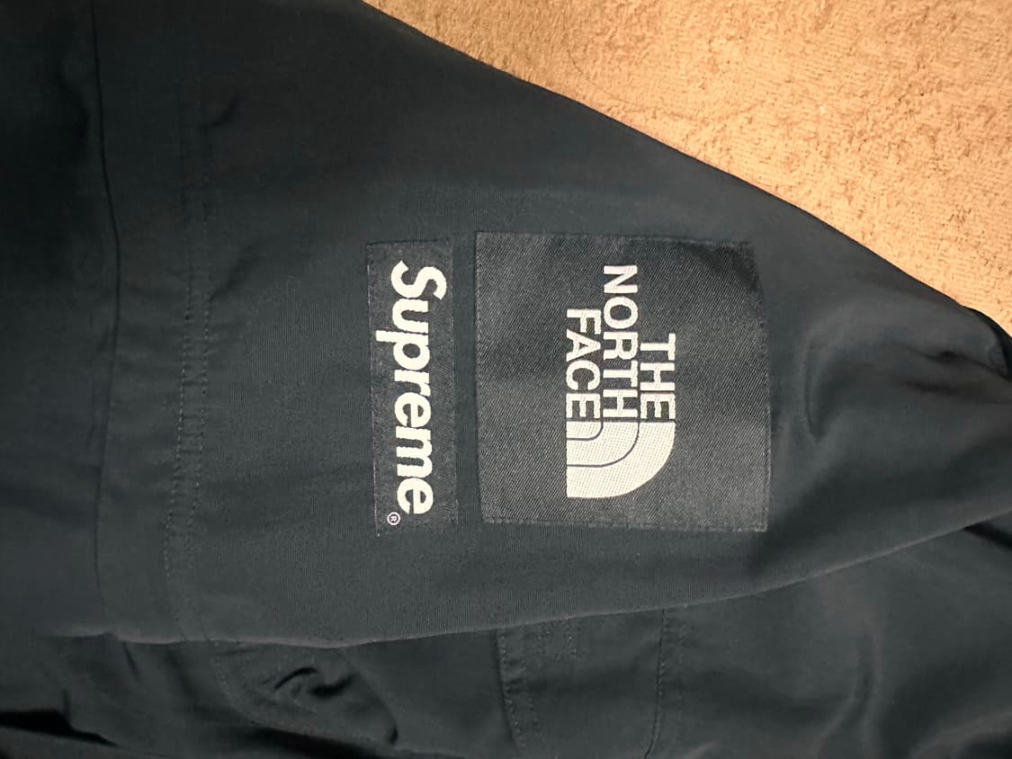 [M]슈프림 x 노스페이스 트레킹 컨버터블 자켓 블랙 - 22SS 상품이미지4