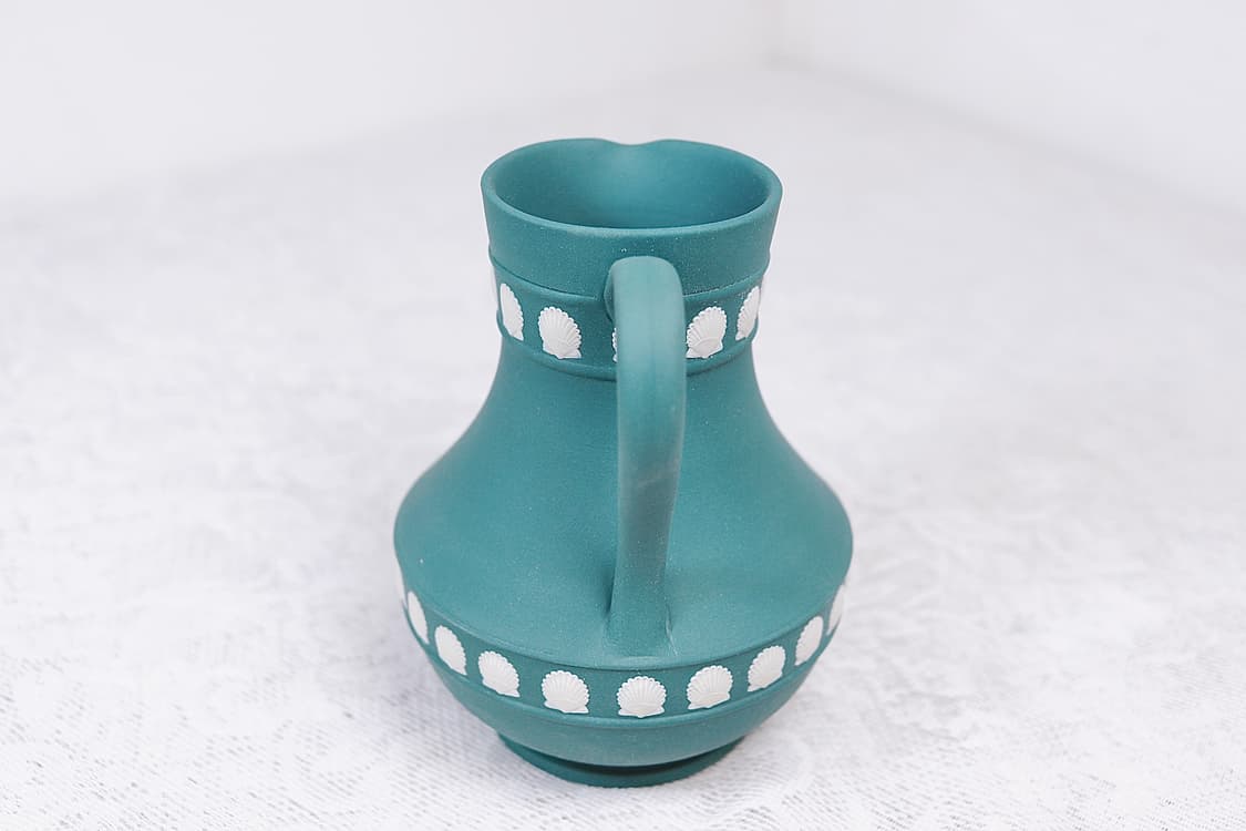 [영국엔틱] 웨지우드 제스퍼웨어 조개장식 도자기저그_ 틸그린 상품이미지3