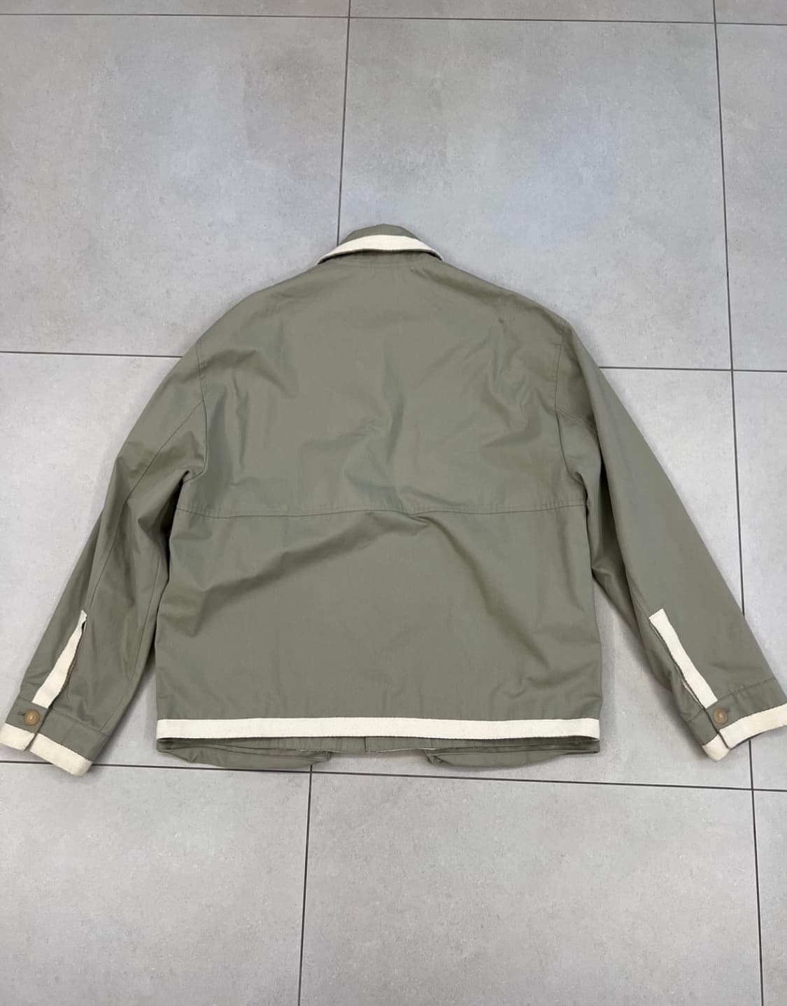 자크뮈스 르블루종 그레인 자켓 50 카키 상품이미지4