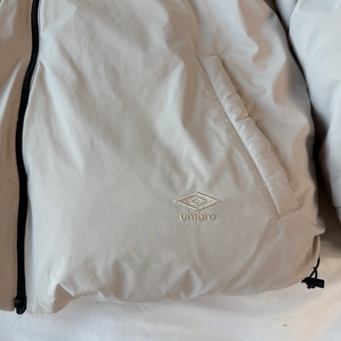 엄브로 구스다운 패딩 XL 상품이미지3