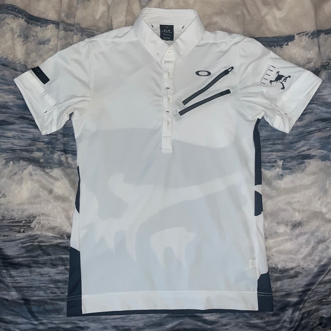 Oakley Skull Half button PK Shirt 상품이미지1