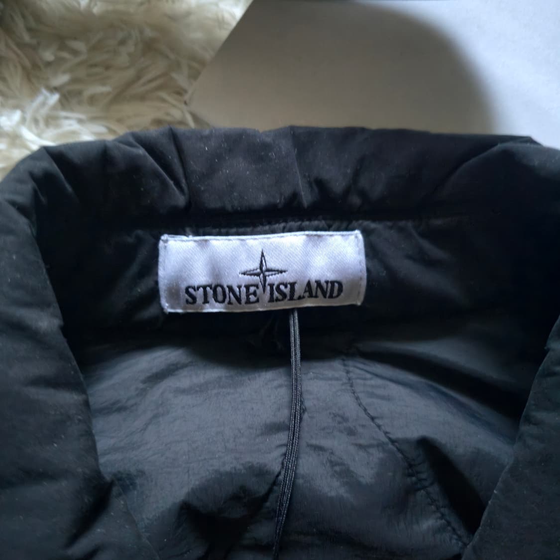 (m) 스톤아일랜드 24fw 50fili 퀼팅 자켓 블랙 상품이미지3