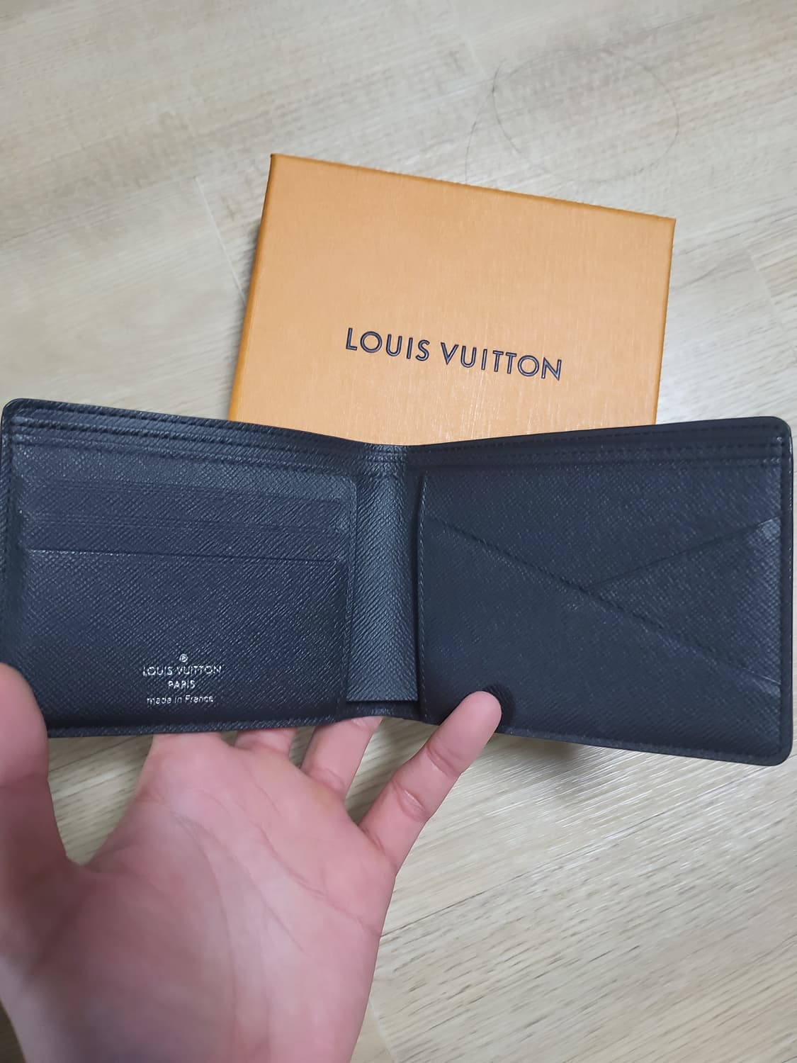 루이비통 모노그램 이클립스 반지갑 상품이미지4