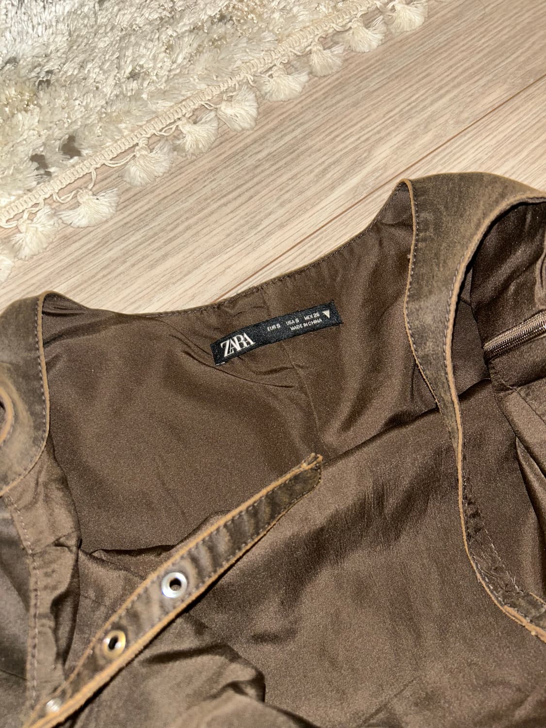 자라 왁스드 플리츠 원피스 상품이미지7