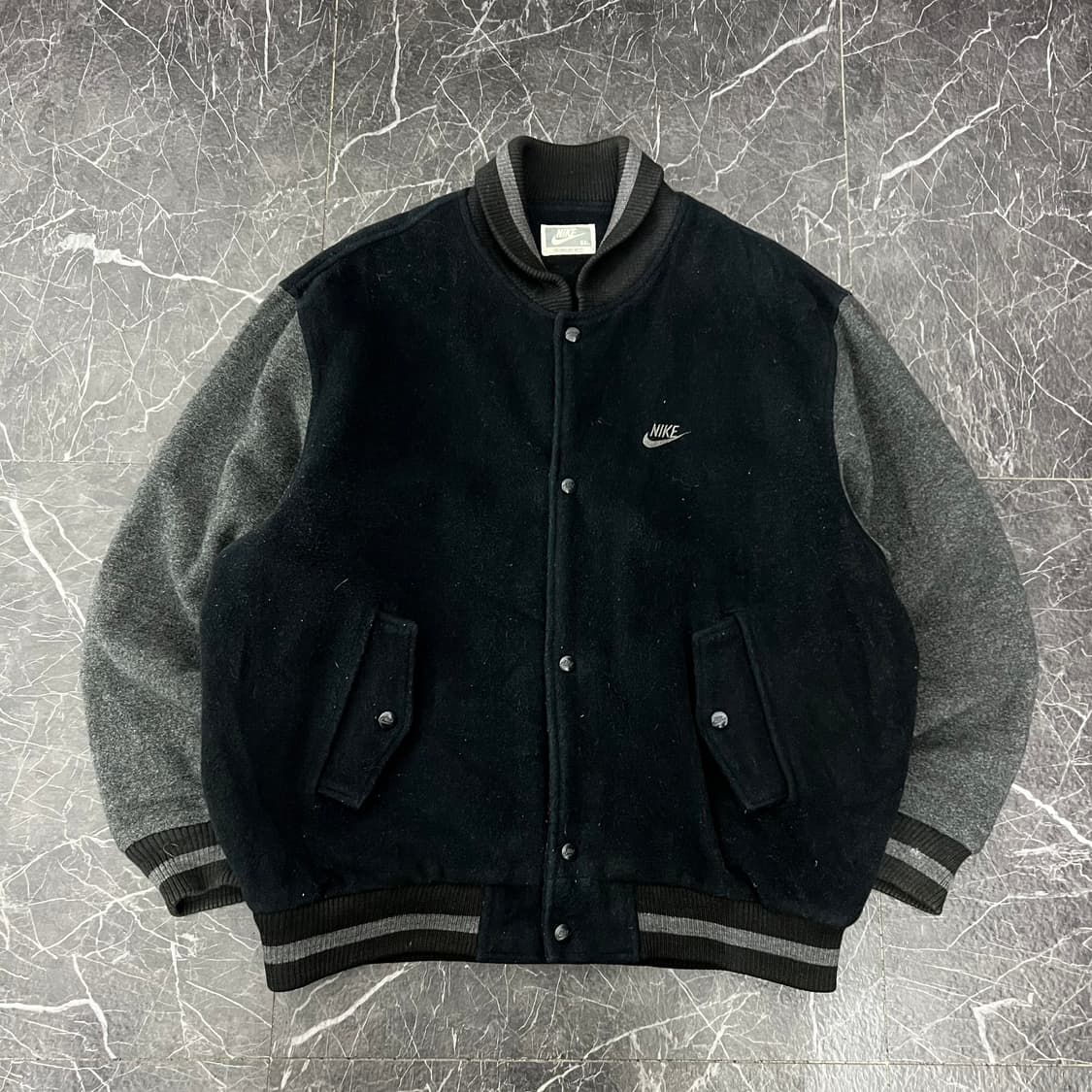나이키 90s 삼나스포츠 배색 모직 스타디움 바시티 자켓 상품이미지2
