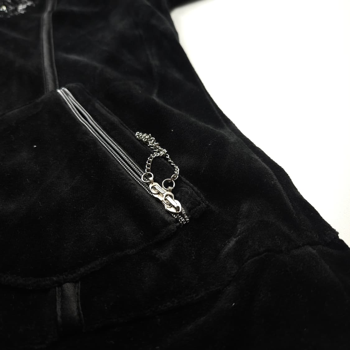 EXR Y2K 디테일 벨벳 크롭 후드 자켓 (90) 상품이미지7