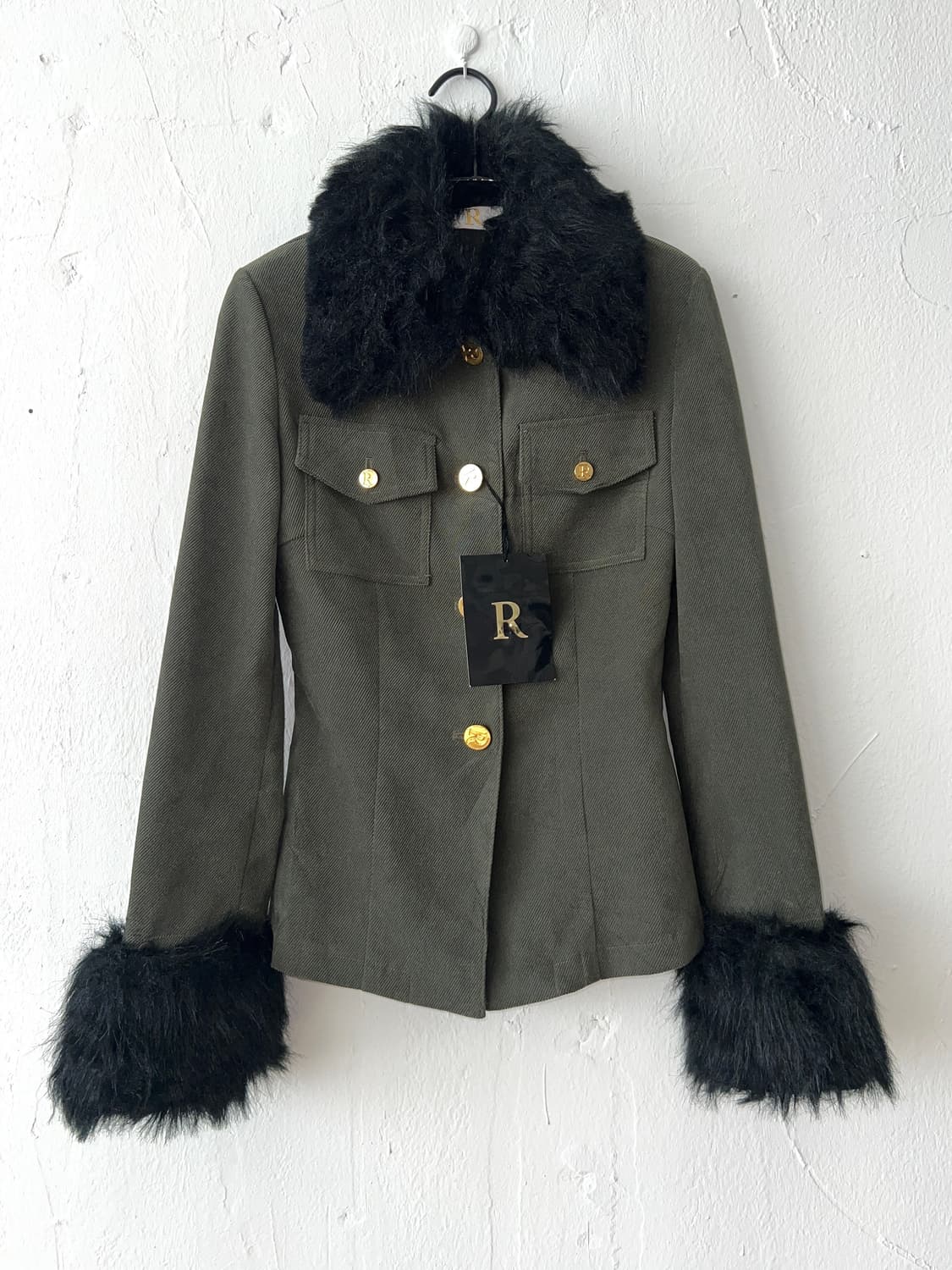 fur point khaki top 상품이미지1