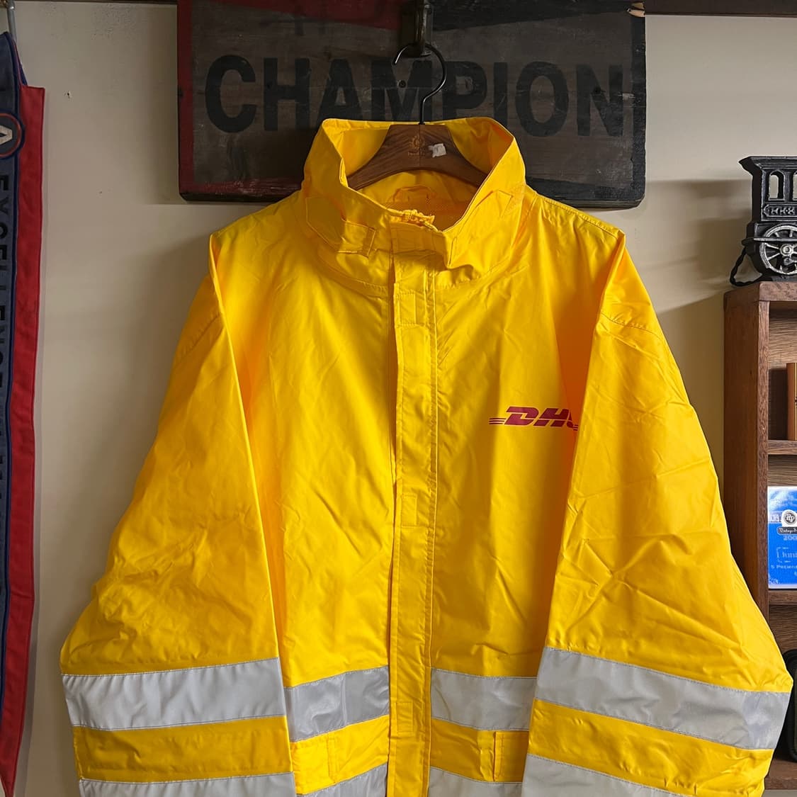 DHL Windbreaker Large Size (105~110) 상품이미지2