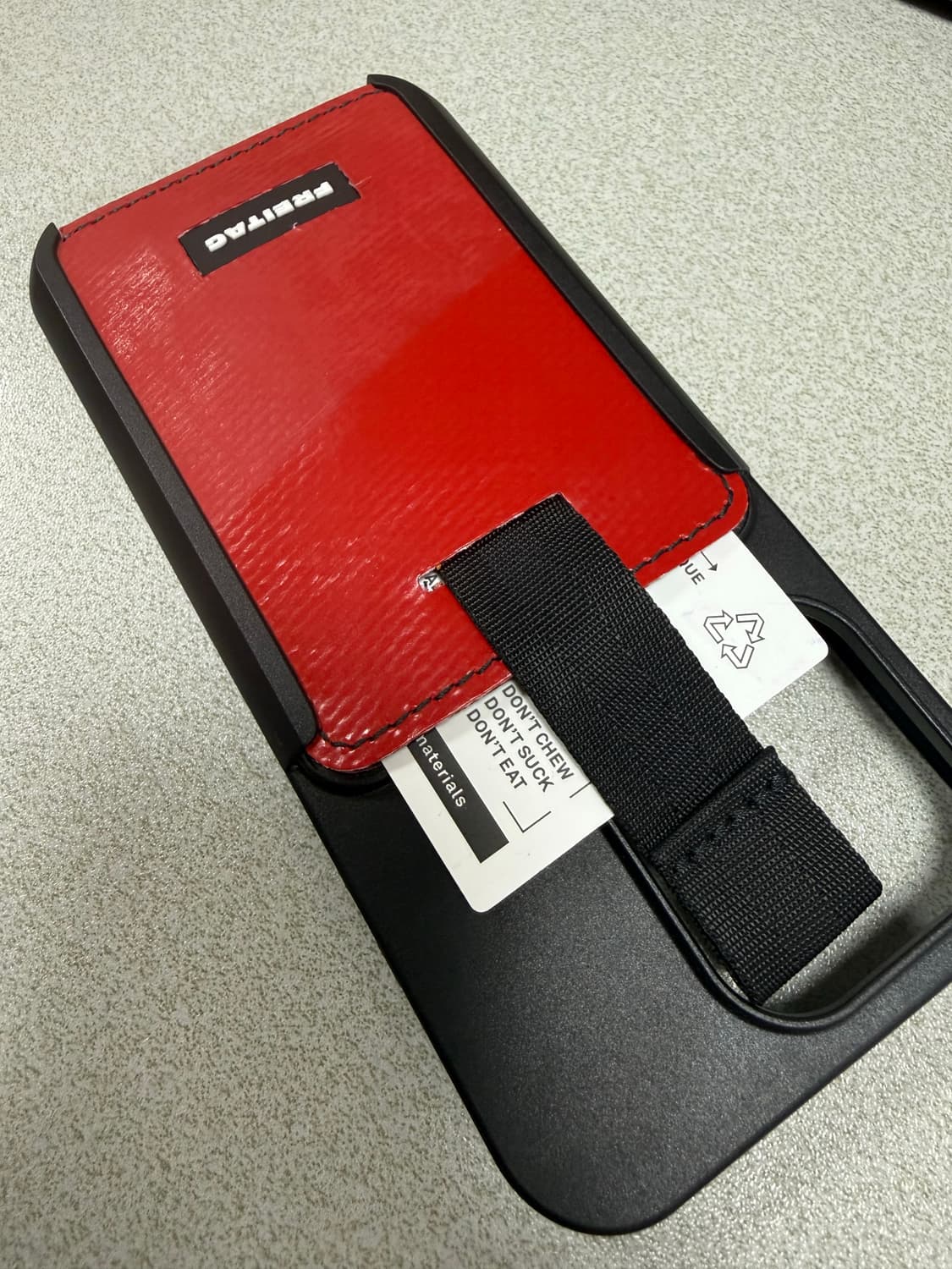 [새상품] 프라이탁 아이폰16프로 카드 케이스 상품이미지3