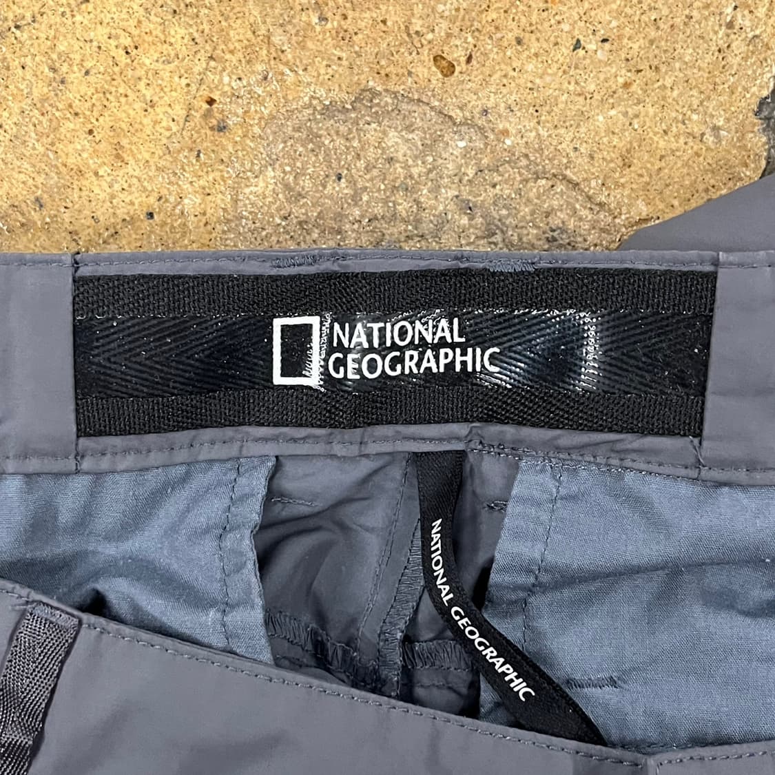 [정품/81] 내셔널지오그래픽 바지 그레이 b18 상품이미지5