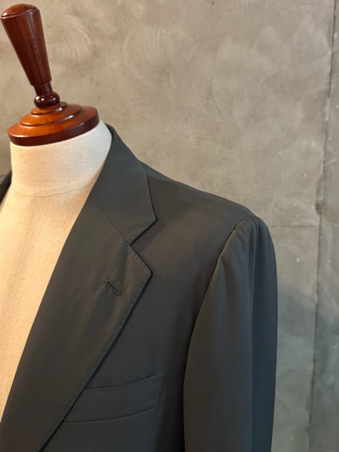 Kiton 키톤 테일러드 자켓 105 상품이미지5