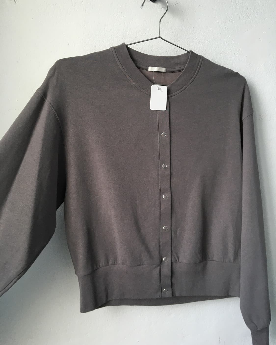 Round neck cardigan 상품이미지4