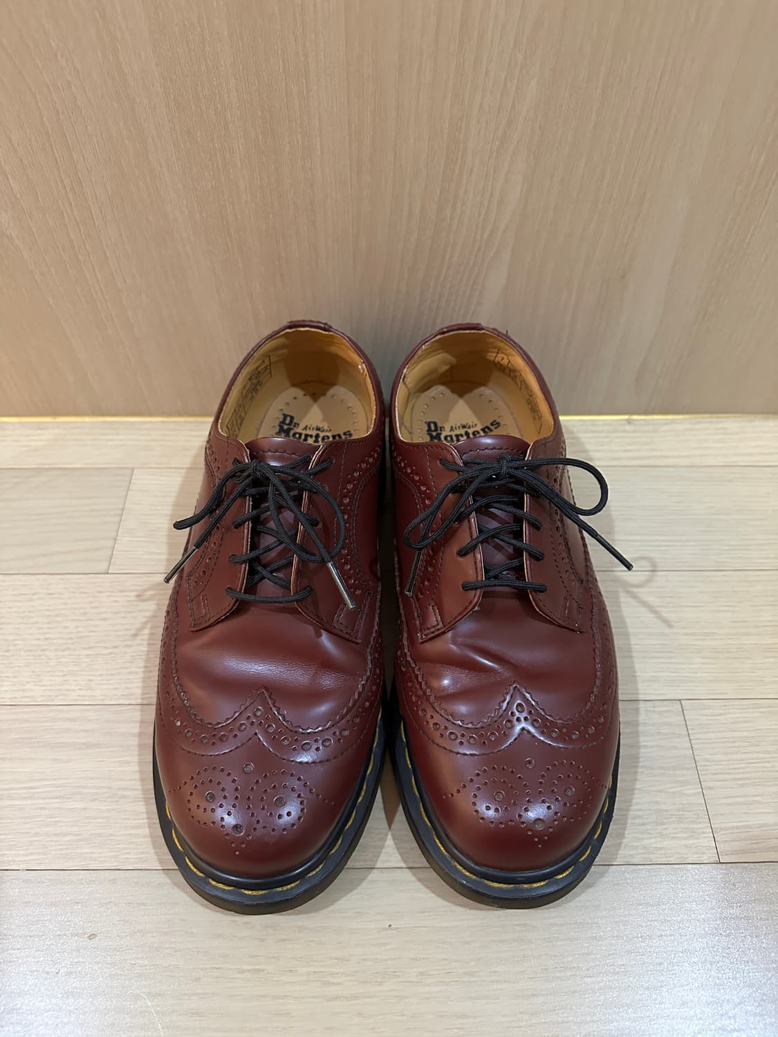 닥터마틴 5홀 윙팁 버건디 UK7 260 상품이미지2