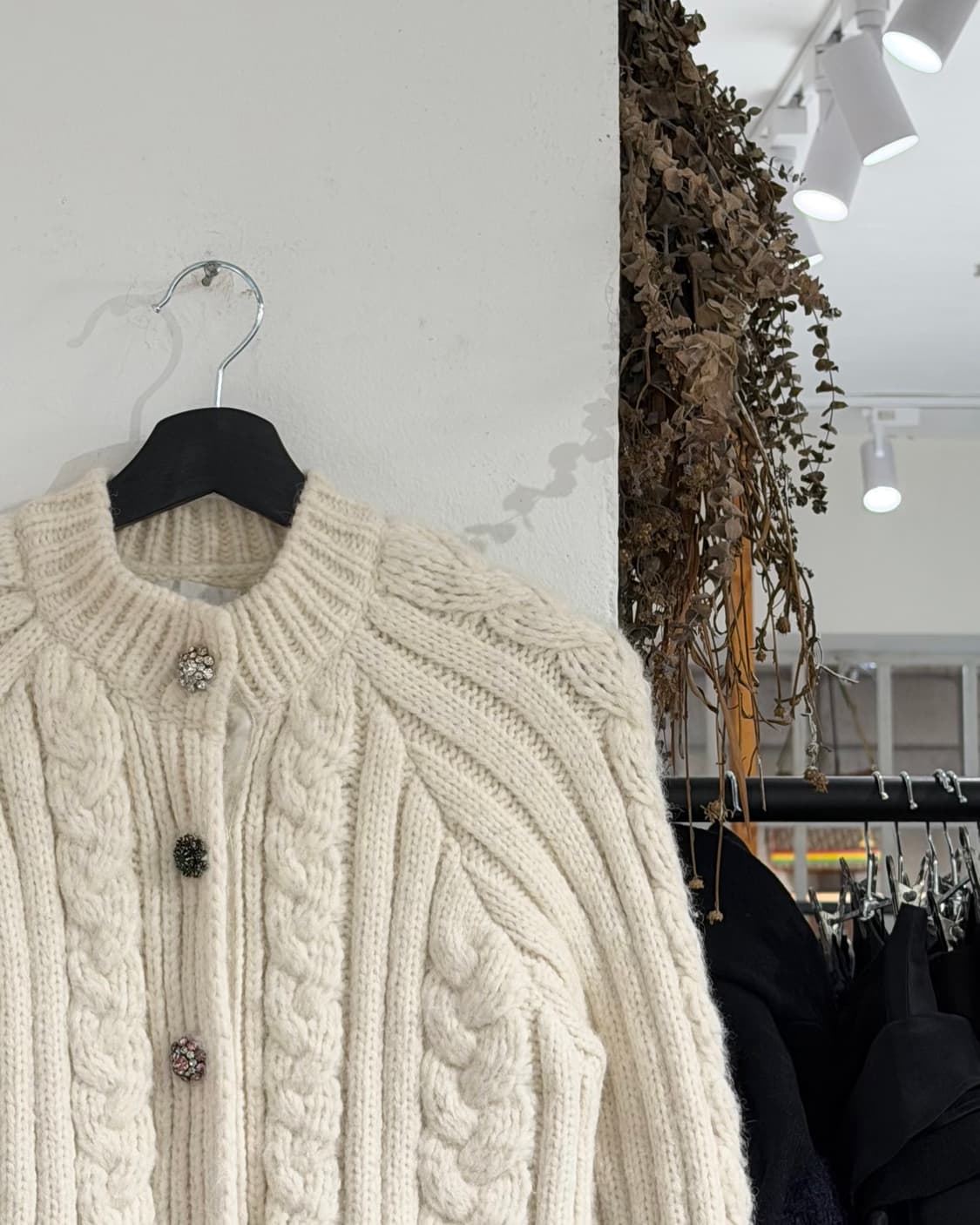 가니 아이보리 fw19 다이아몬드 울 블렌드 케이블 니트 가디건 상품이미지3