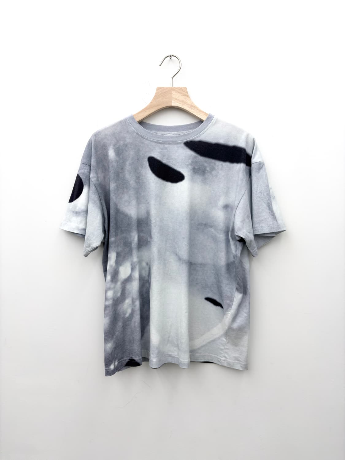 BLESS X SETH PRICE T-SHIRT (SMALLER CUT) 상품이미지1