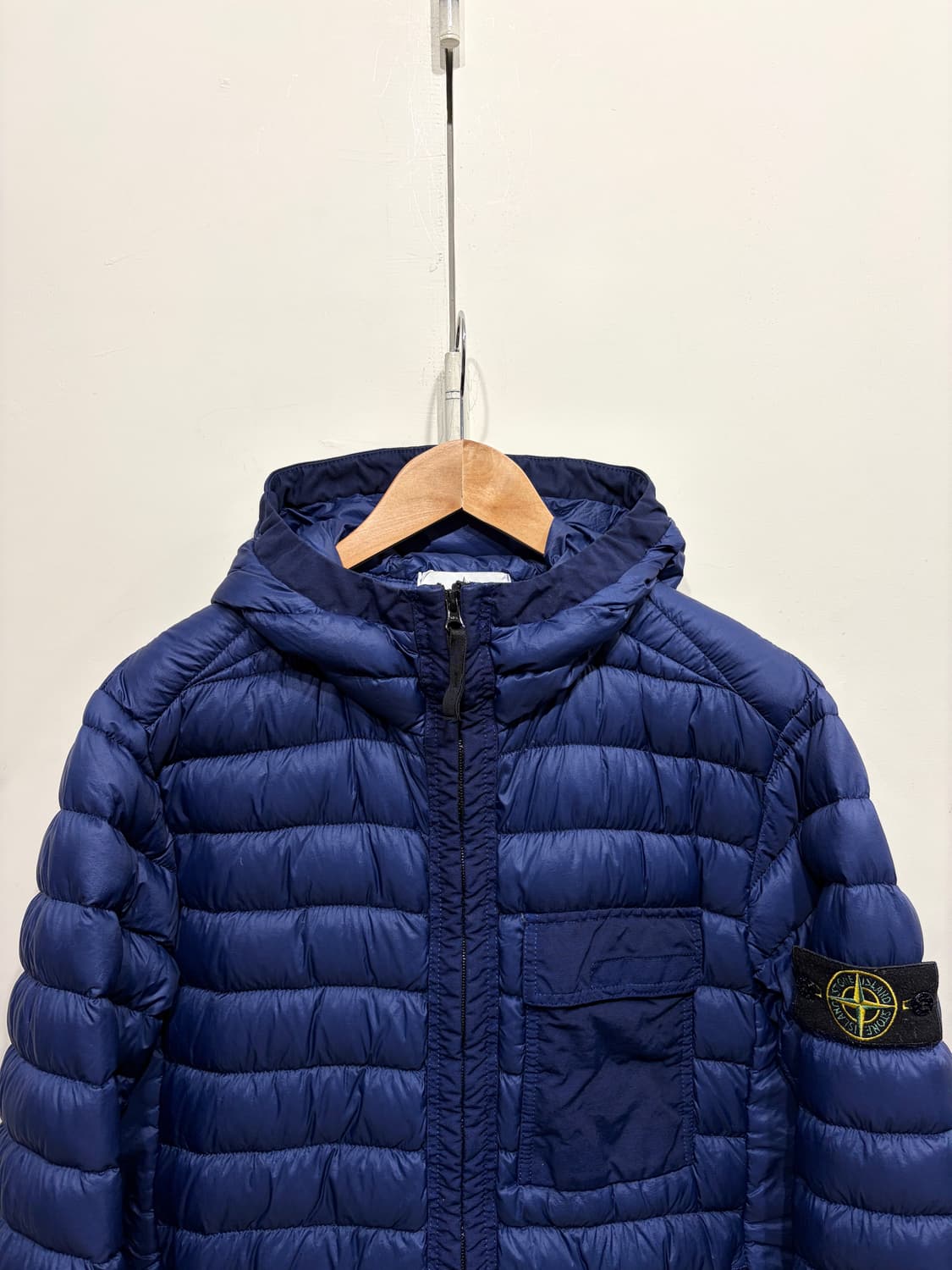 스톤아일랜드 가먼트 다이드 마이크로 얀 경량 패딩 자켓 상품이미지3