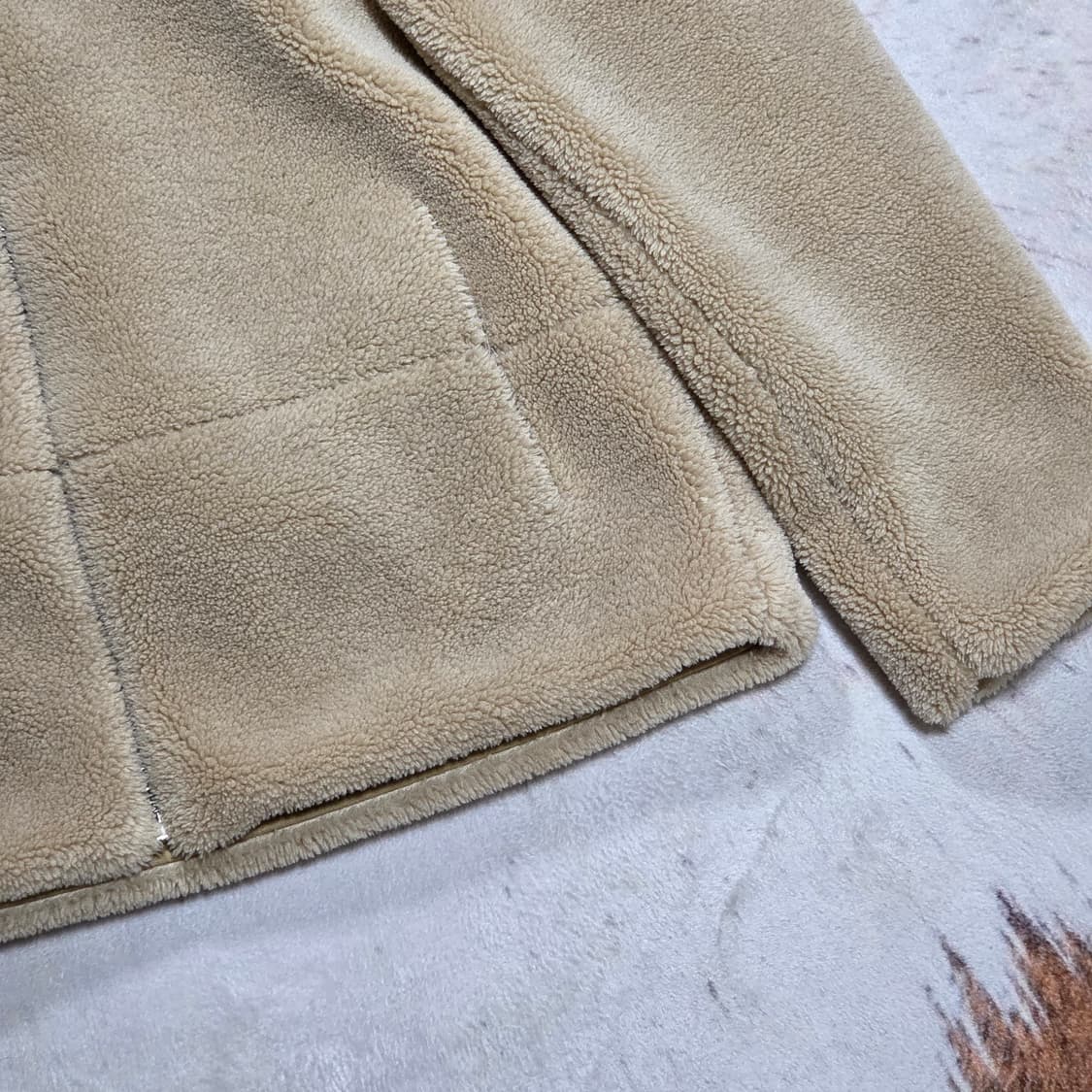 빈티지 베이지 뽀글이 퍼 카라 자켓 상품이미지3