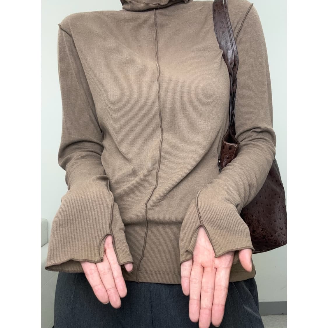 빈티지 브라운 목폴라 롱슬리브 이너 상품이미지2