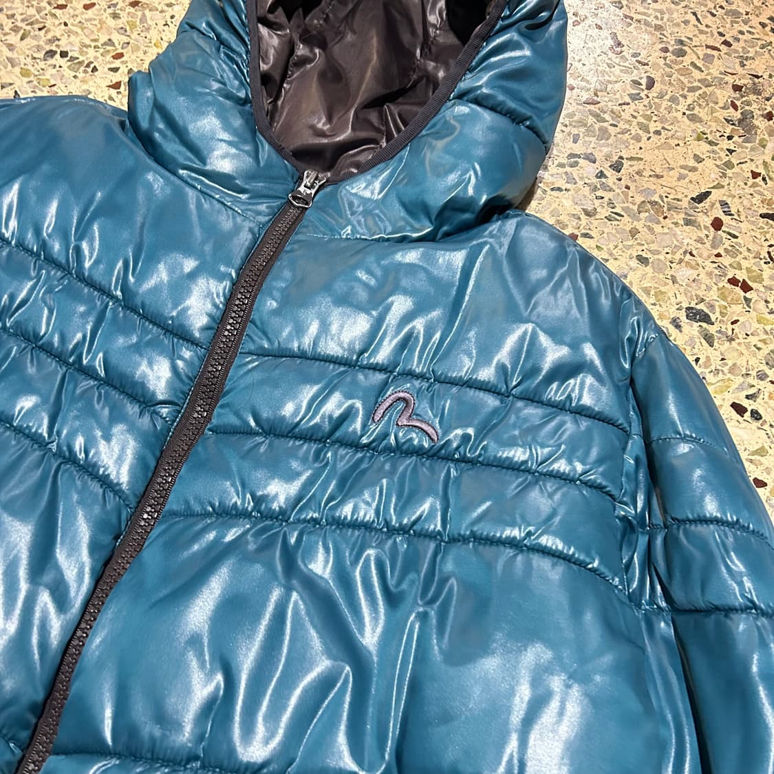 에비수(evisu) 로고 다운패딩 자켓 상품이미지4