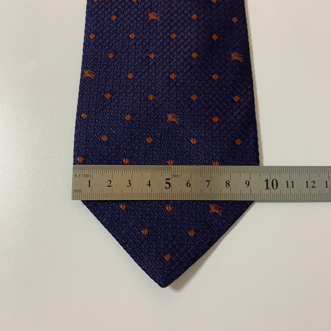 버버리(BURBERRY) 도트넥타이 명품 모노그램 A+등급 9.5cm 상품이미지10