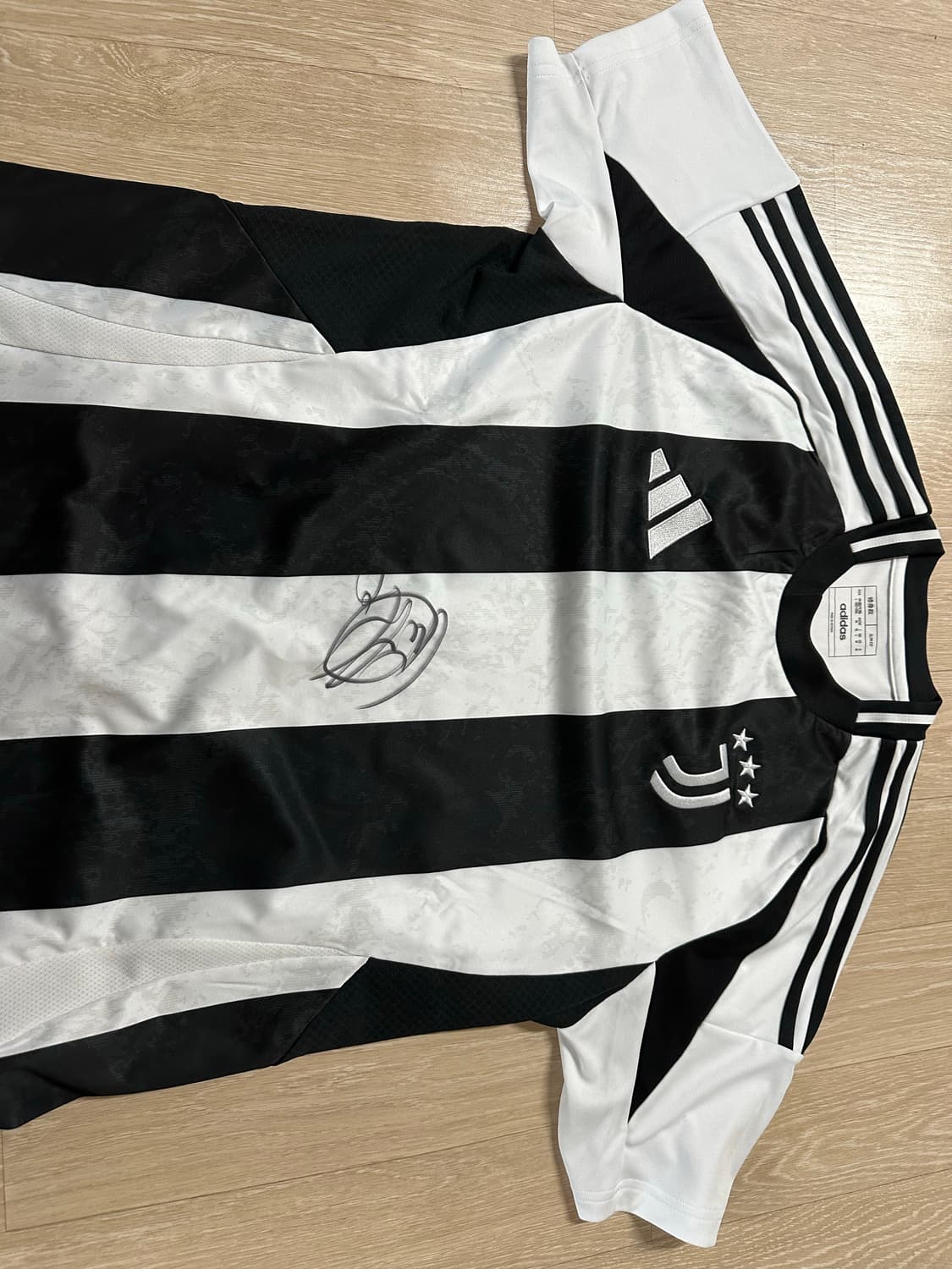 아디다스 유벤투스 2024/25 홈 저지 화이트 블랙 - KR 사이즈 ( 상품이미지1